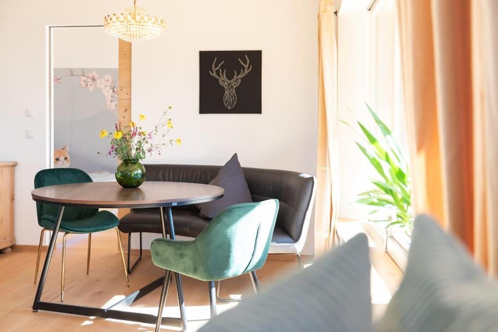 Exklusives Design-Apartment & Sauna Warngau Buitenkant foto